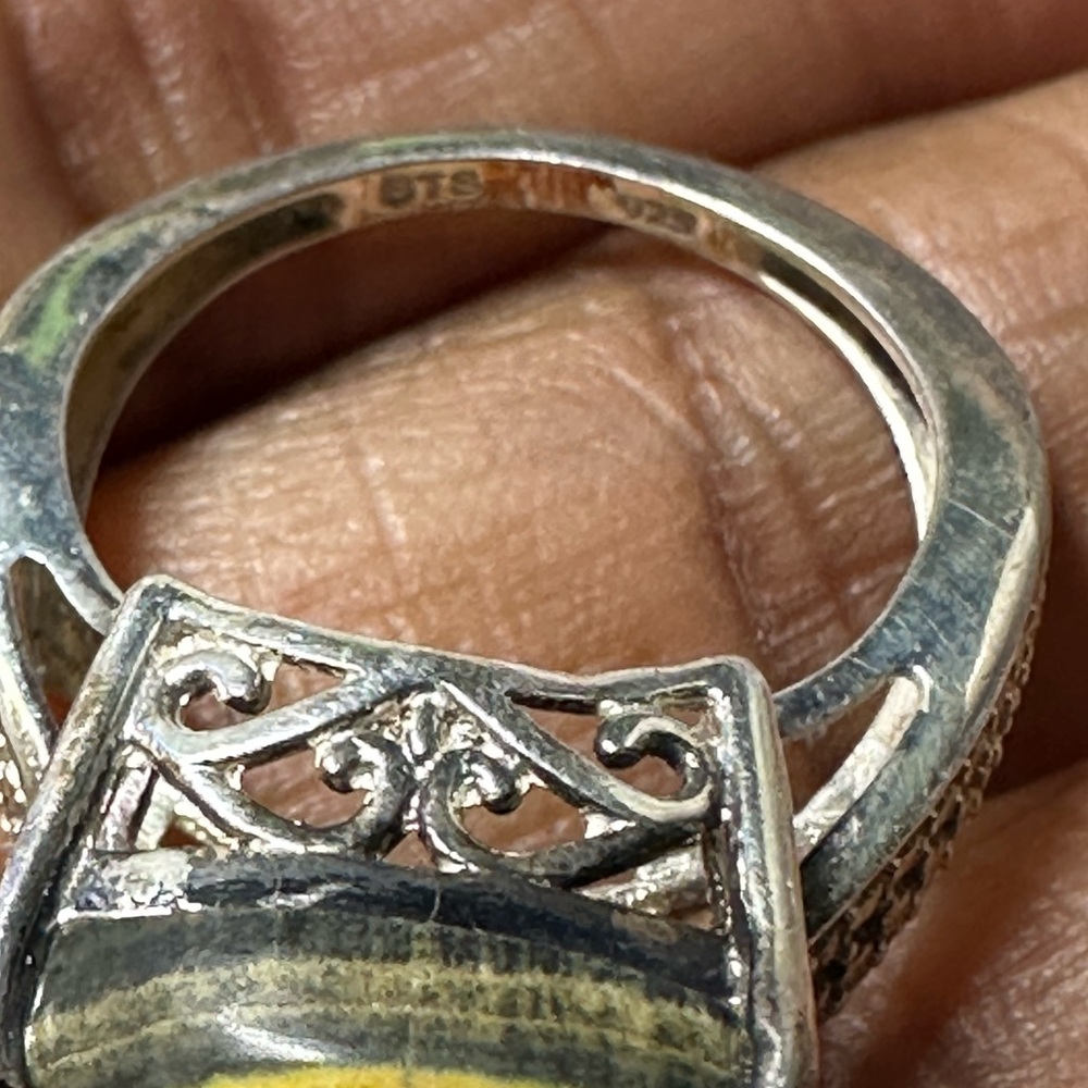 This Ring Features A Bumblebee Jasper Stone Set I… - image 3